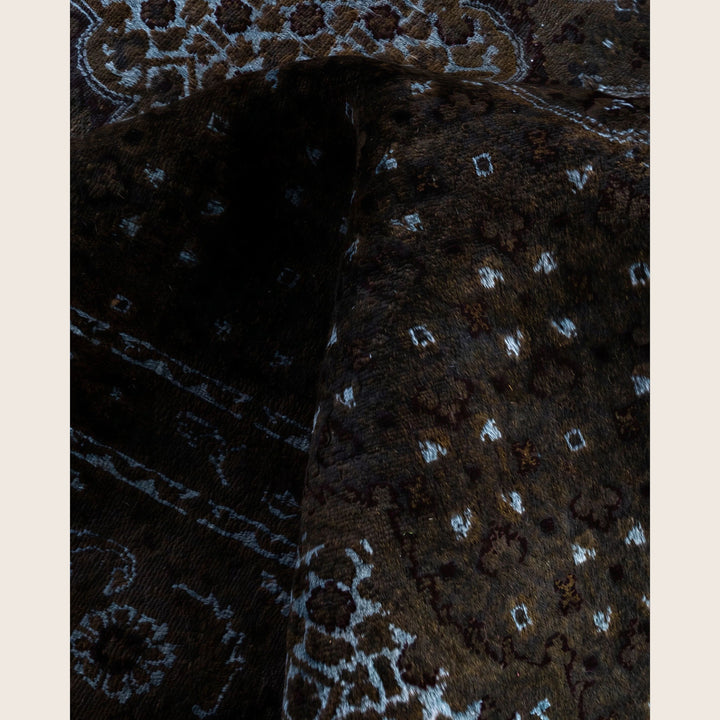 Brown Traditional Samsara Wool Rug - 6'5" x 10'