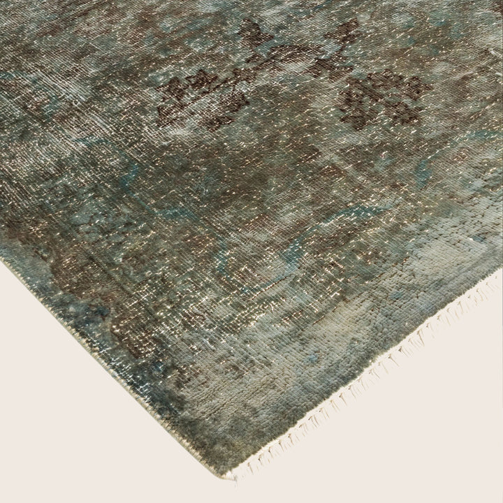 Grey Traditional Samsara Wool Rug - 6' x 8'10"