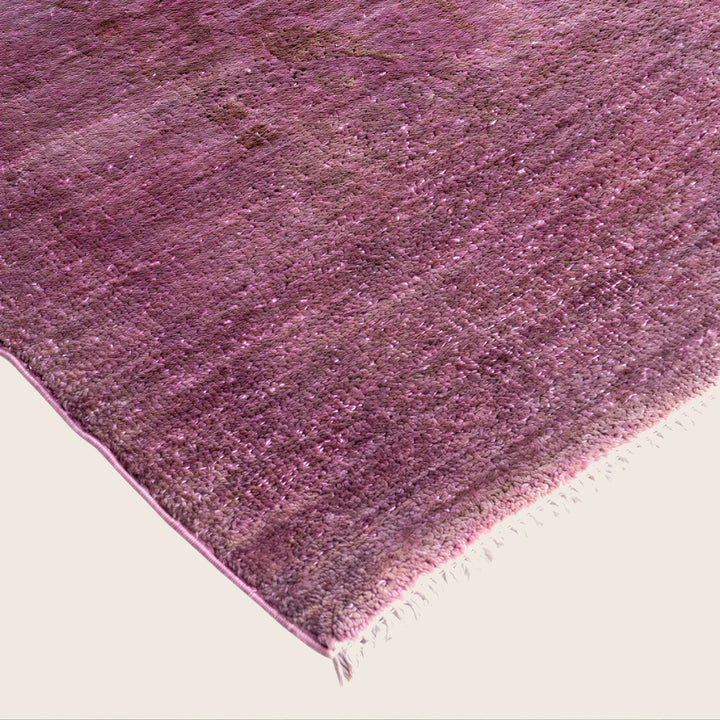 Pink Traditional Samsara Wool Rug - 6' x 8'10"