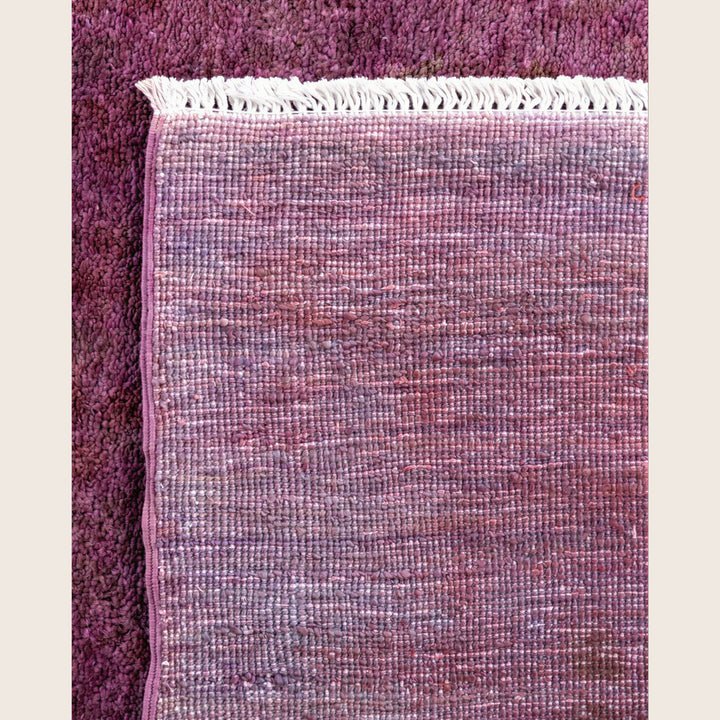 Pink Traditional Samsara Wool Rug - 6' x 8'10"