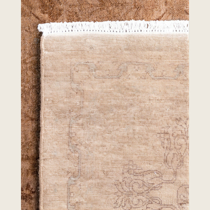 Beige Traditional Samsara Wool Rug - 5'3" x 7'8"