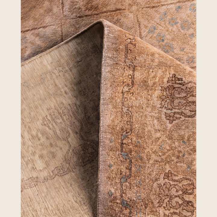Beige Traditional Samsara Wool Rug - 5'3" x 7'8"