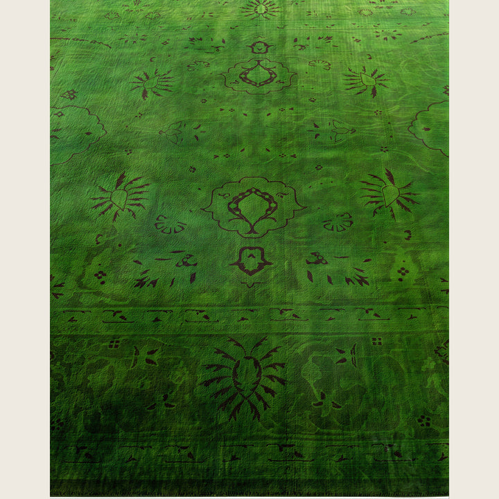 Green Traditional Samsara Wool Rug - 6'2" x 8'10"