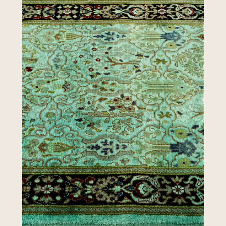 Green Traditional Samsara Wool Runner - 2'6" x 8'1"