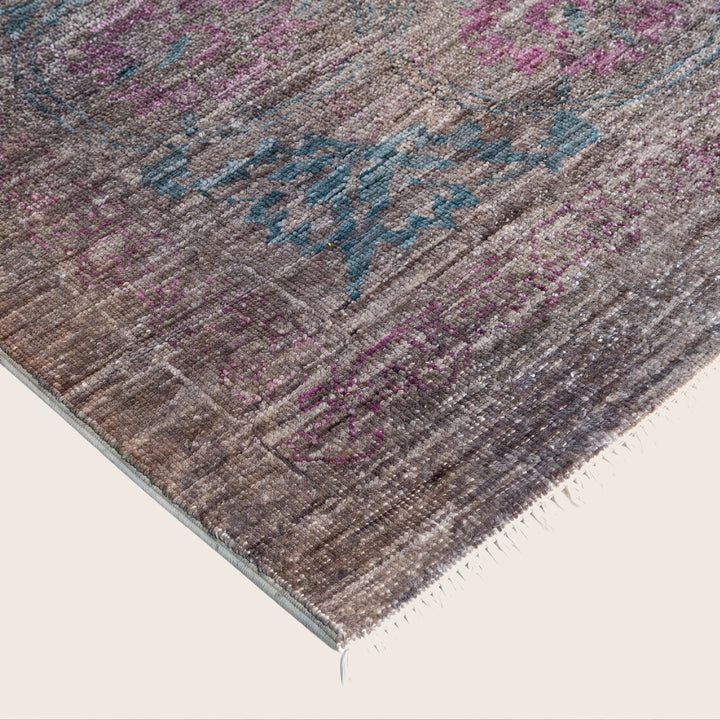 Grey Traditional Samsara Wool Rug - 9'1" x 11'9"