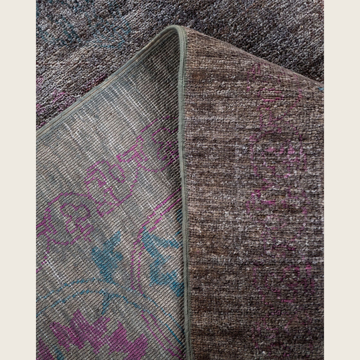Grey Traditional Samsara Wool Rug - 9'1" x 11'9"