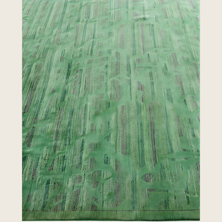 Green Traditional Samsara Wool Rug - 6'1" x 9'1"