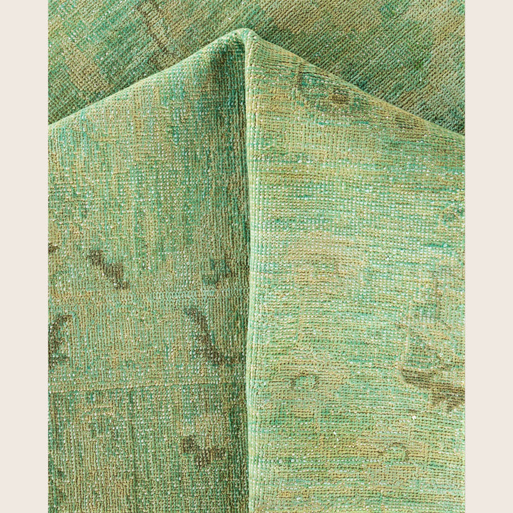 Green Traditional Samsara Wool Rug - 8'10" x 11'5"