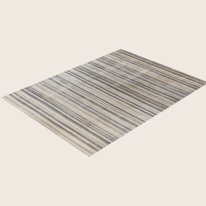 Beige Traditional Savannah Wool Rug - 9' x 12'4"