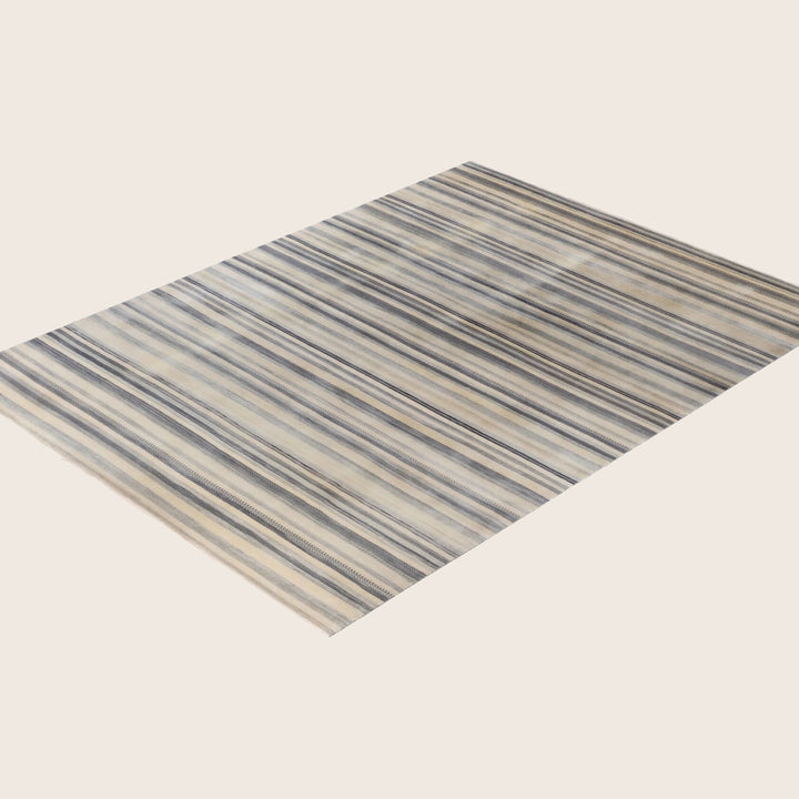 Beige Traditional Savannah Wool Rug - 9' x 12'4"