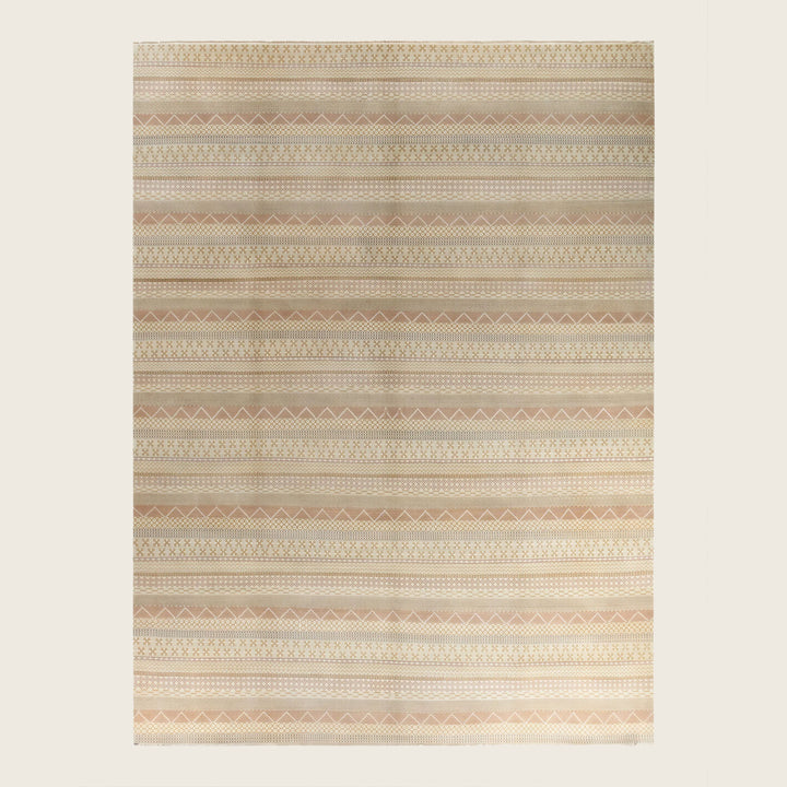 Beige Traditional Savannah Wool Rug - 9'3" x 12'3"
