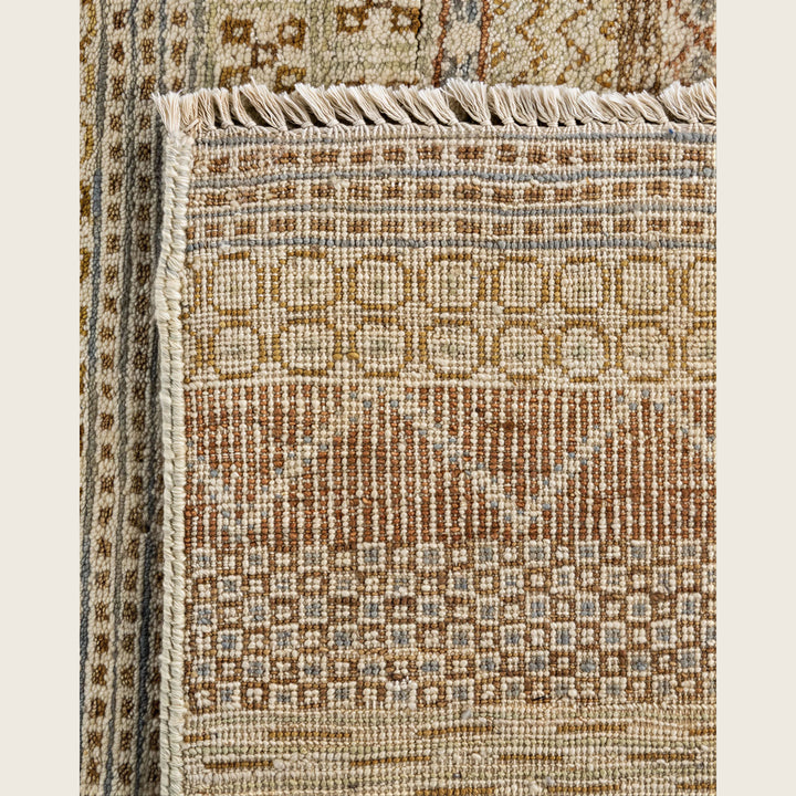 Beige Traditional Savannah Wool Rug - 9'3" x 12'3"
