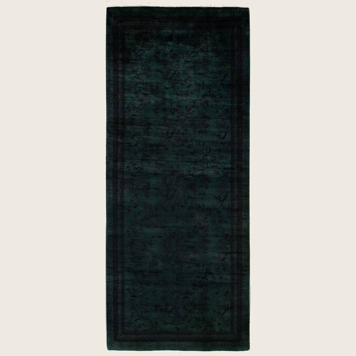 Green Traditional Samsara Wool Runner - 2'6" x 6'