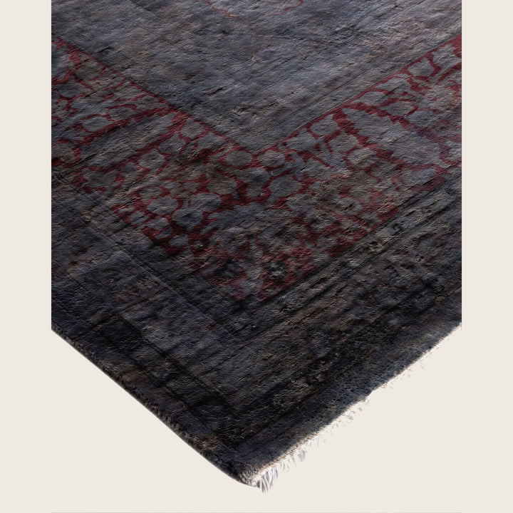 Grey Traditional Samsara Wool Rug - 8'1" x 10'1"