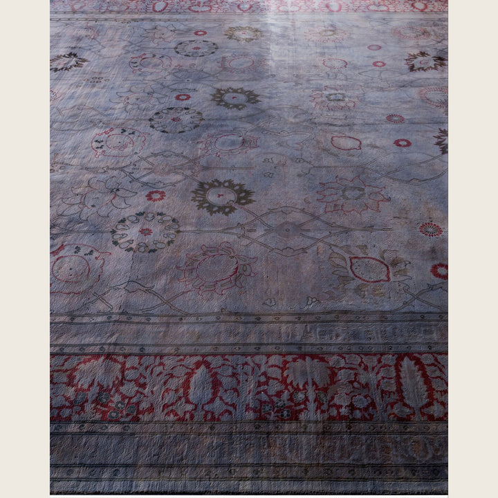 Grey Traditional Samsara Wool Rug - 8'1" x 10'1"