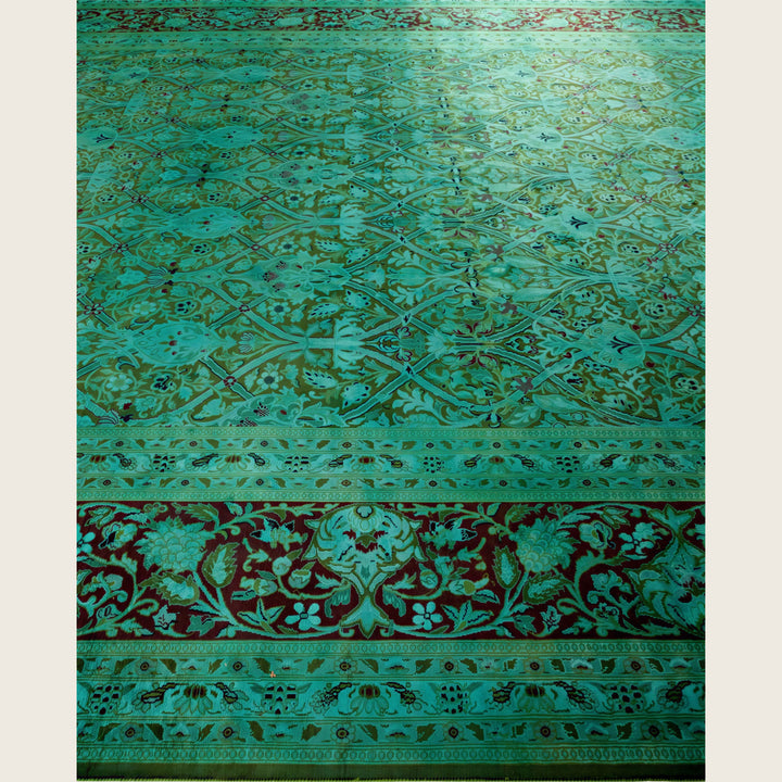 Green Traditional Samsara Wool Rug - 9'10" x 14'