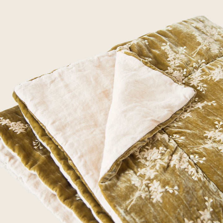 Image for Lynette Bed End Blanket