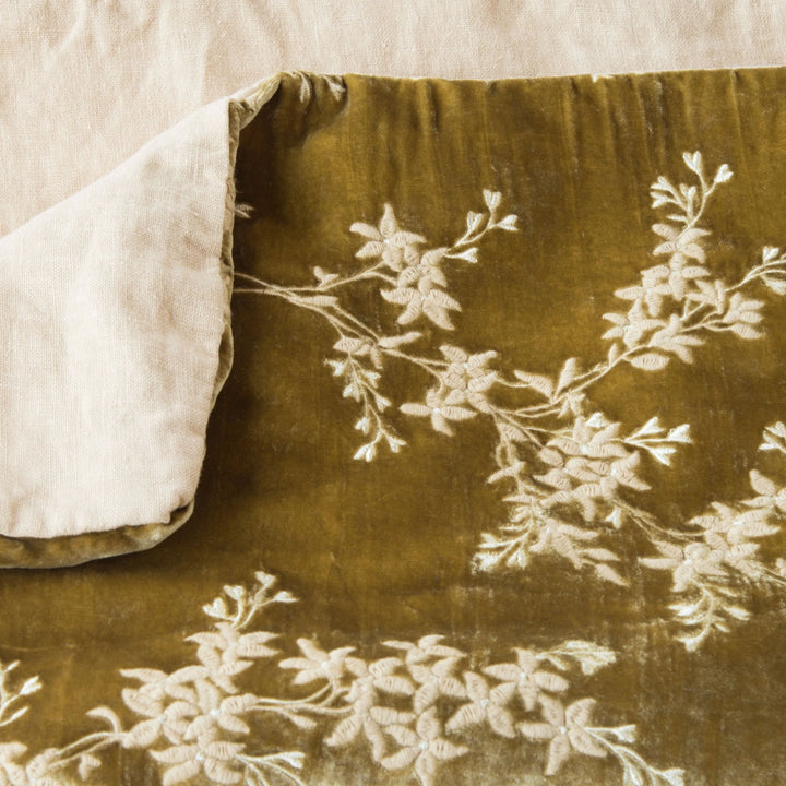 Image for Lynette Bed End Blanket