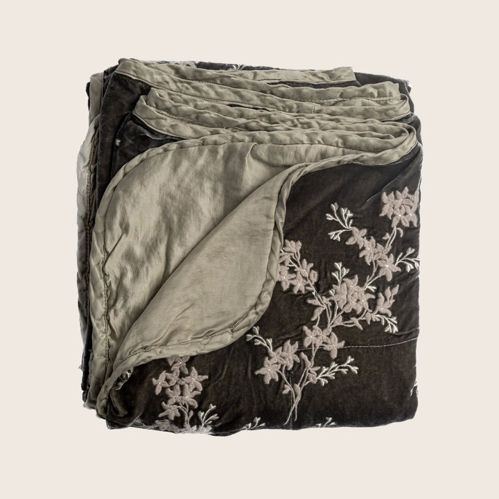 Lynette Bed End Blanket