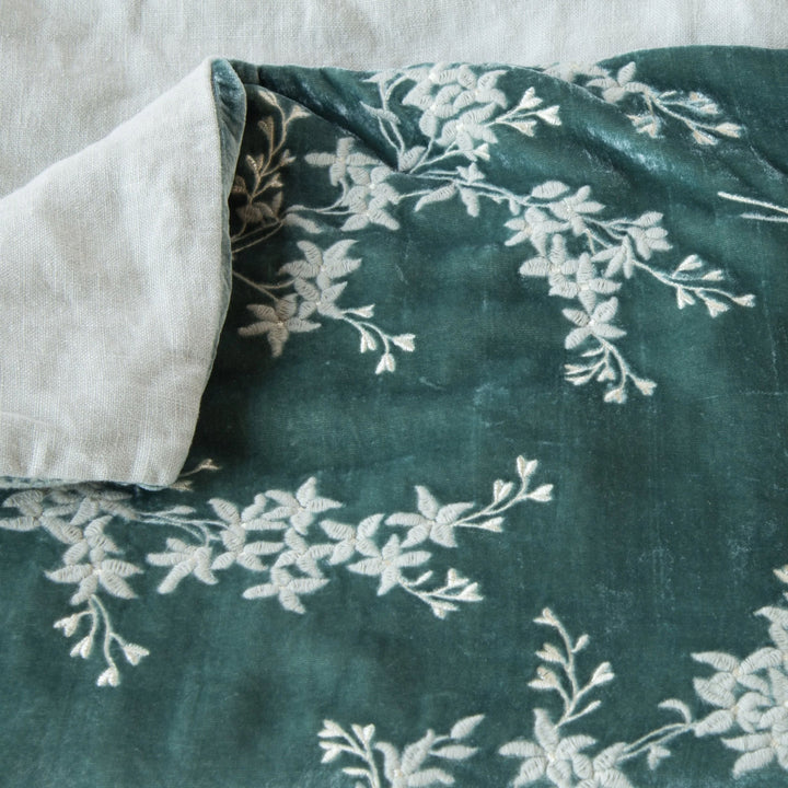 Image for Lynette Bed End Blanket