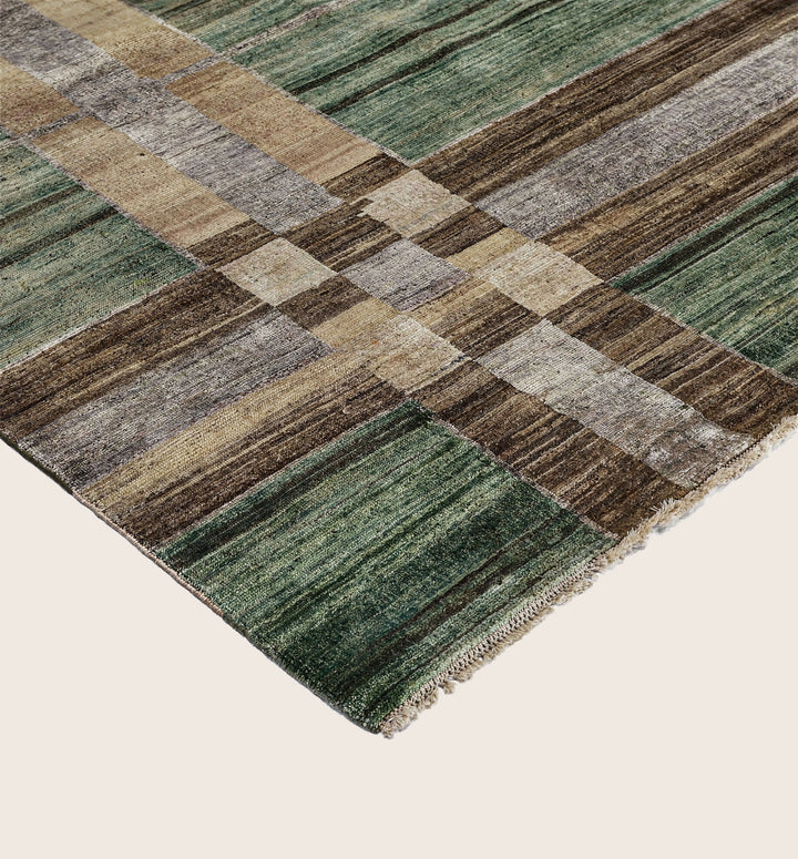 Image for Green Alchemy Traditional Wool Silk Blend Rug - 10'4" x 13'9"