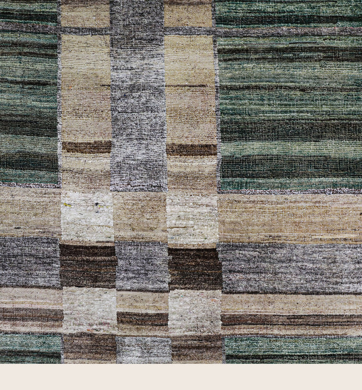 Image for Green Alchemy Traditional Wool Silk Blend Rug - 10'4" x 13'9"