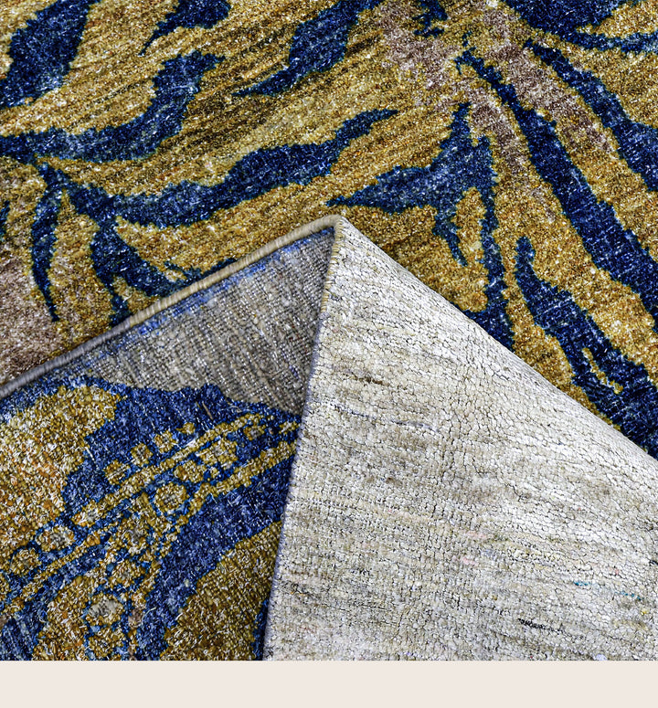 Image for Natural Alchemy Transitional Wool Silk Blend Rug - 5'10" x 4'2"