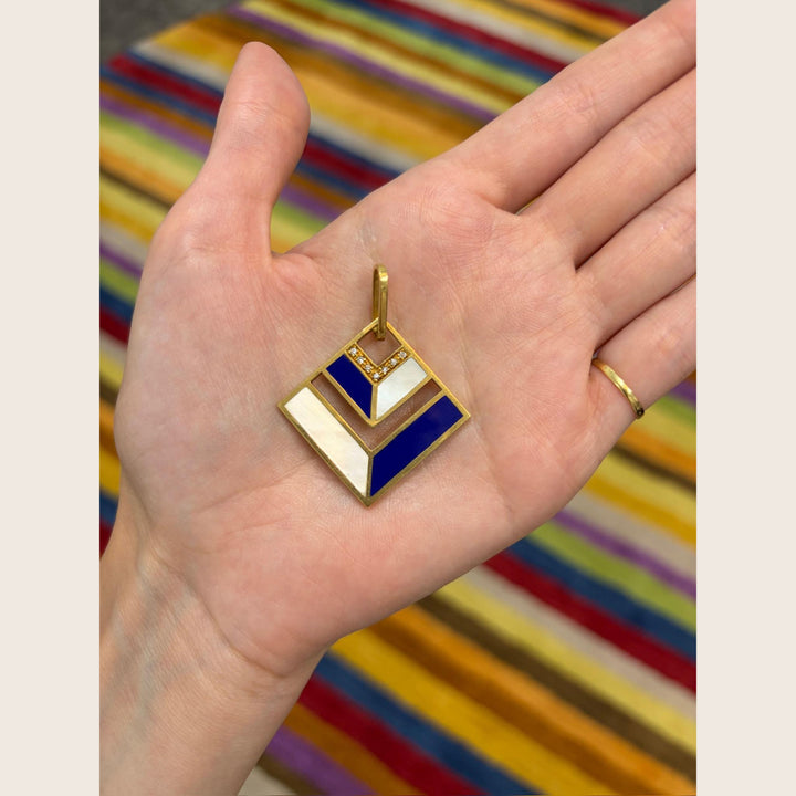 Image for Vintage 1970s 18K Yellow Gold Italian Lapis Lazuli, Mother-of-Pearl and Diamond Pendant