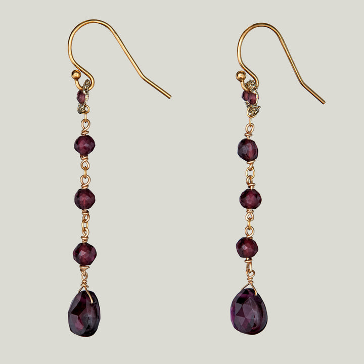 Woven Gold Cord Bale with Garnet Beads and Gold Chain Earrings