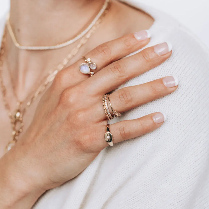 Image for Classique Dew Drop Coralia Twist Ring