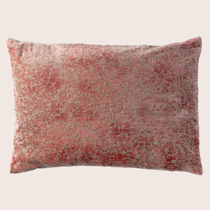 Kinnie PIllow, Shaded Rose
