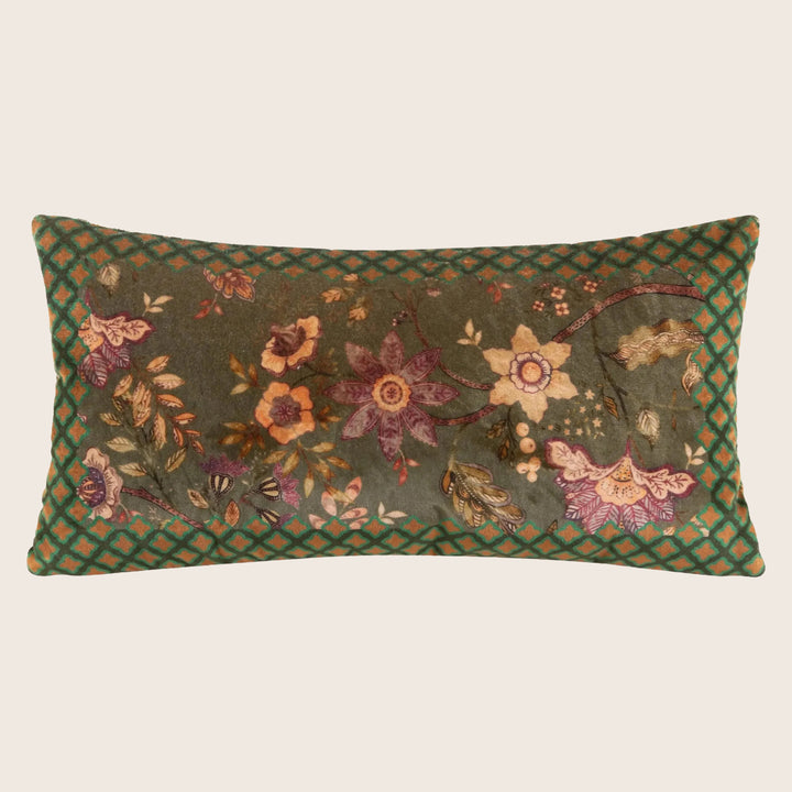 Floreal World Pillow