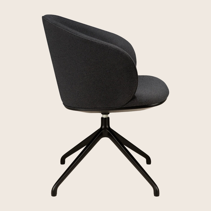 Unda Swivel Chair