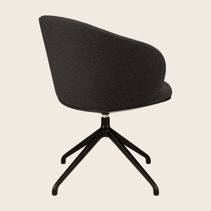 Unda Swivel Chair