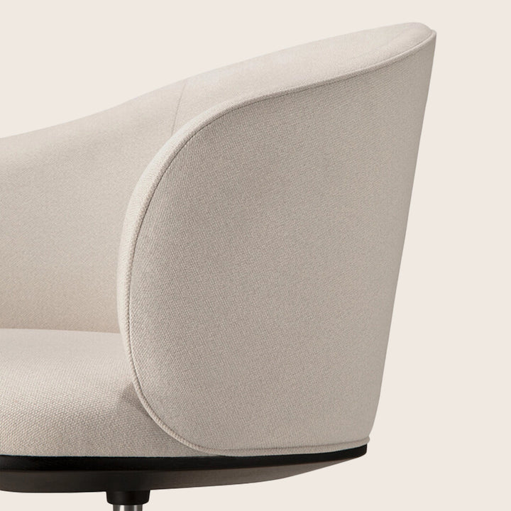 Unda Swivel Chair