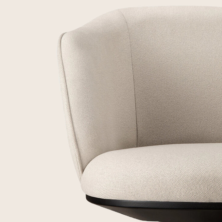Unda Swivel Chair