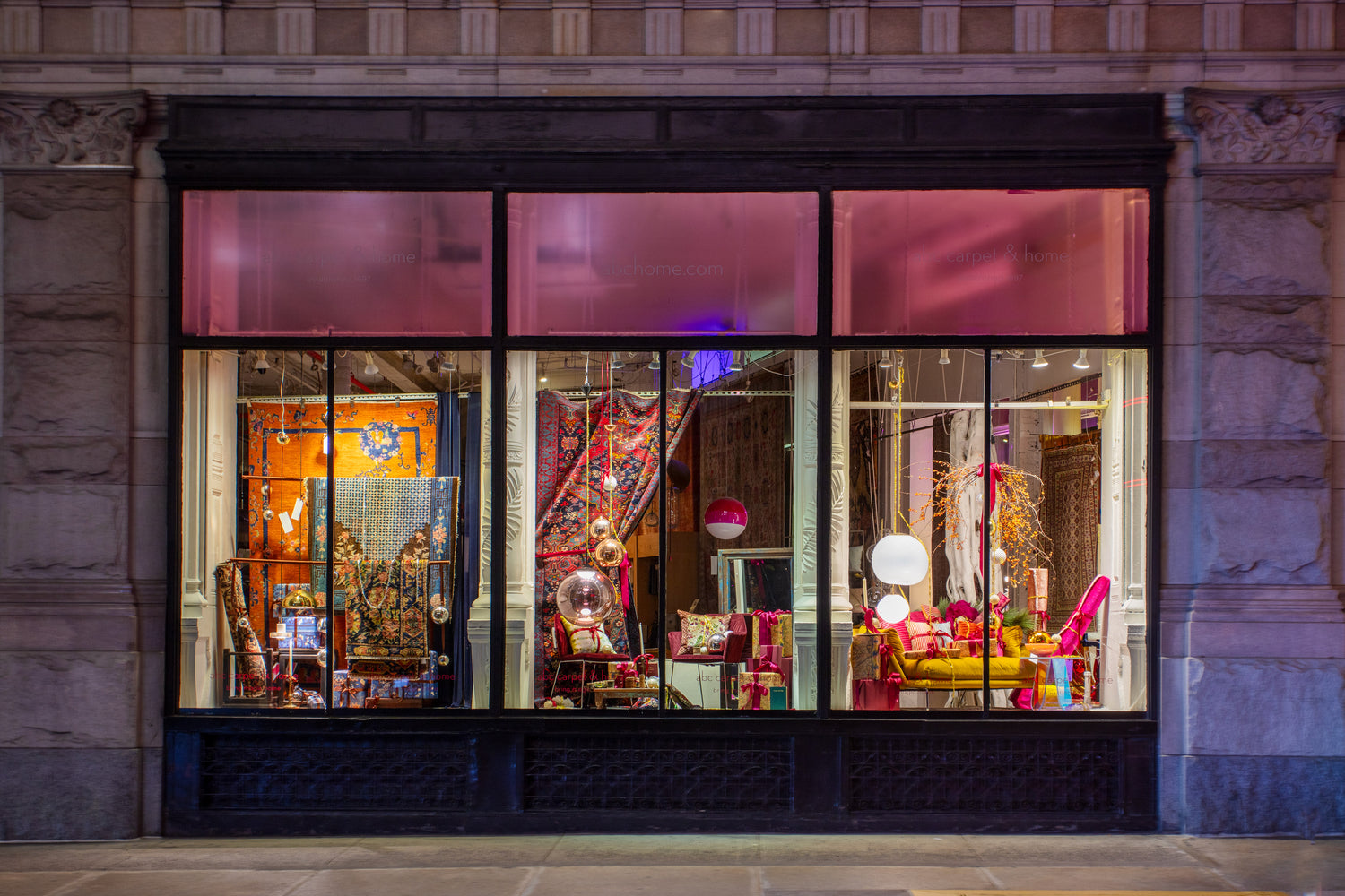 Manhattan Store