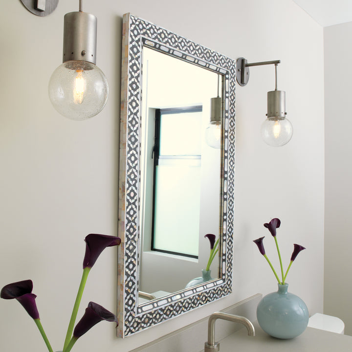Evelyn Mirror