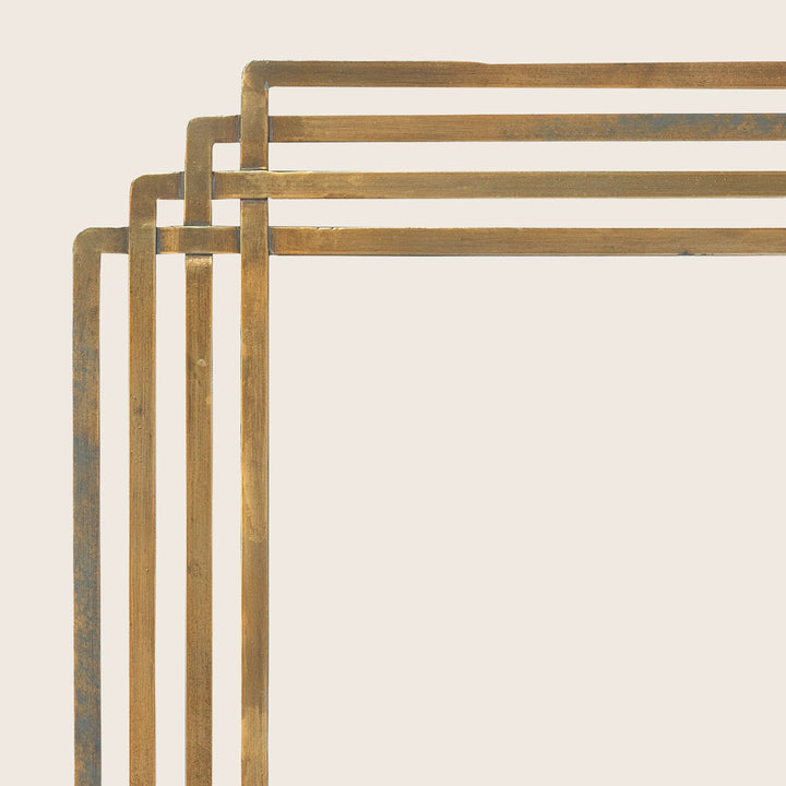 Serai Mirror