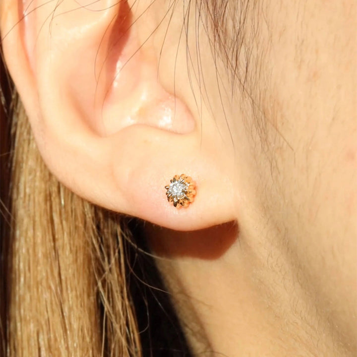 Diamond Gwah Stud (Single)