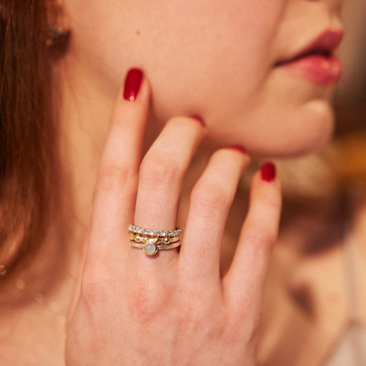 Île De La Cité Eternity Ring