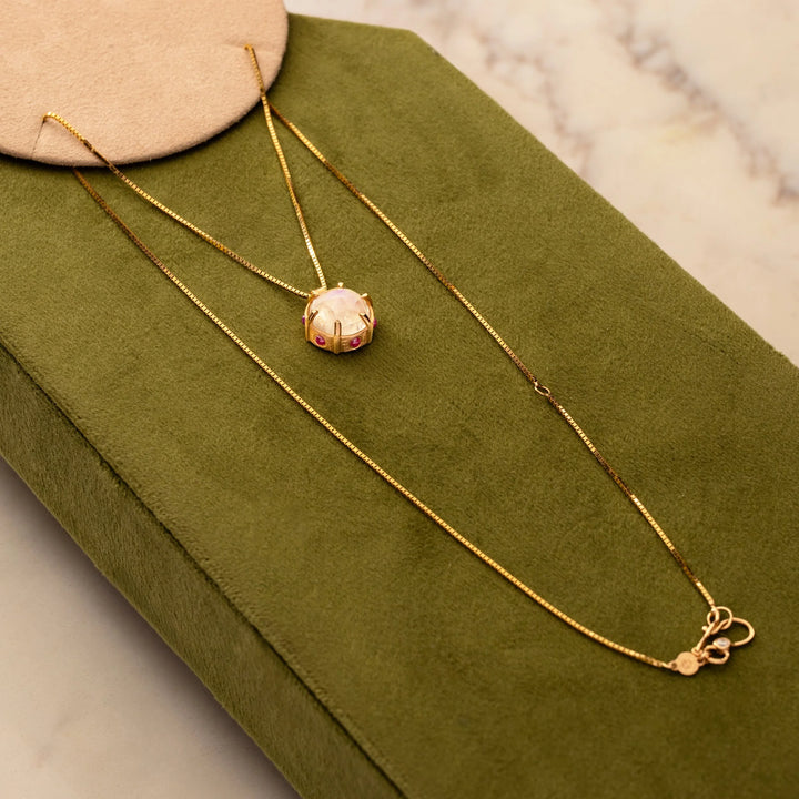 Royal Mile Pendant Necklace