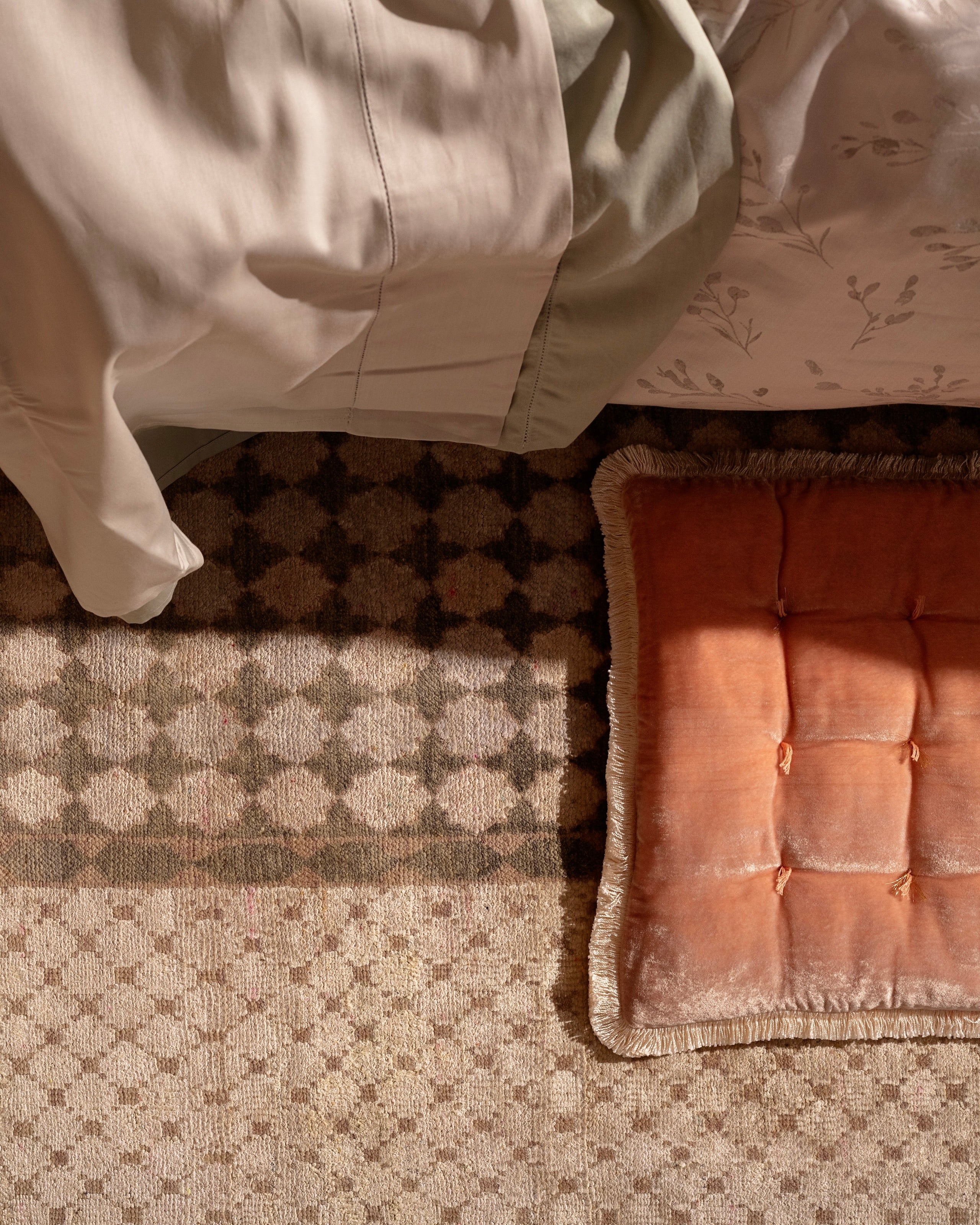 Rugs, Furniture & Home Decor Online: abc carpet & home