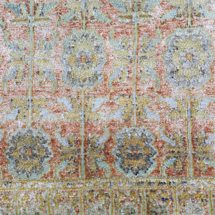 Gold Alchemy Traditional Silk Wool Blend Rug - 7'10" x 10'2"