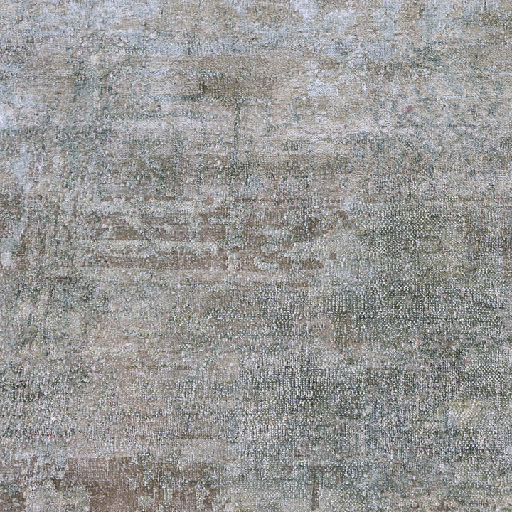 Green Alchemy Contemporary Silk Rug - 7'3" x 10'