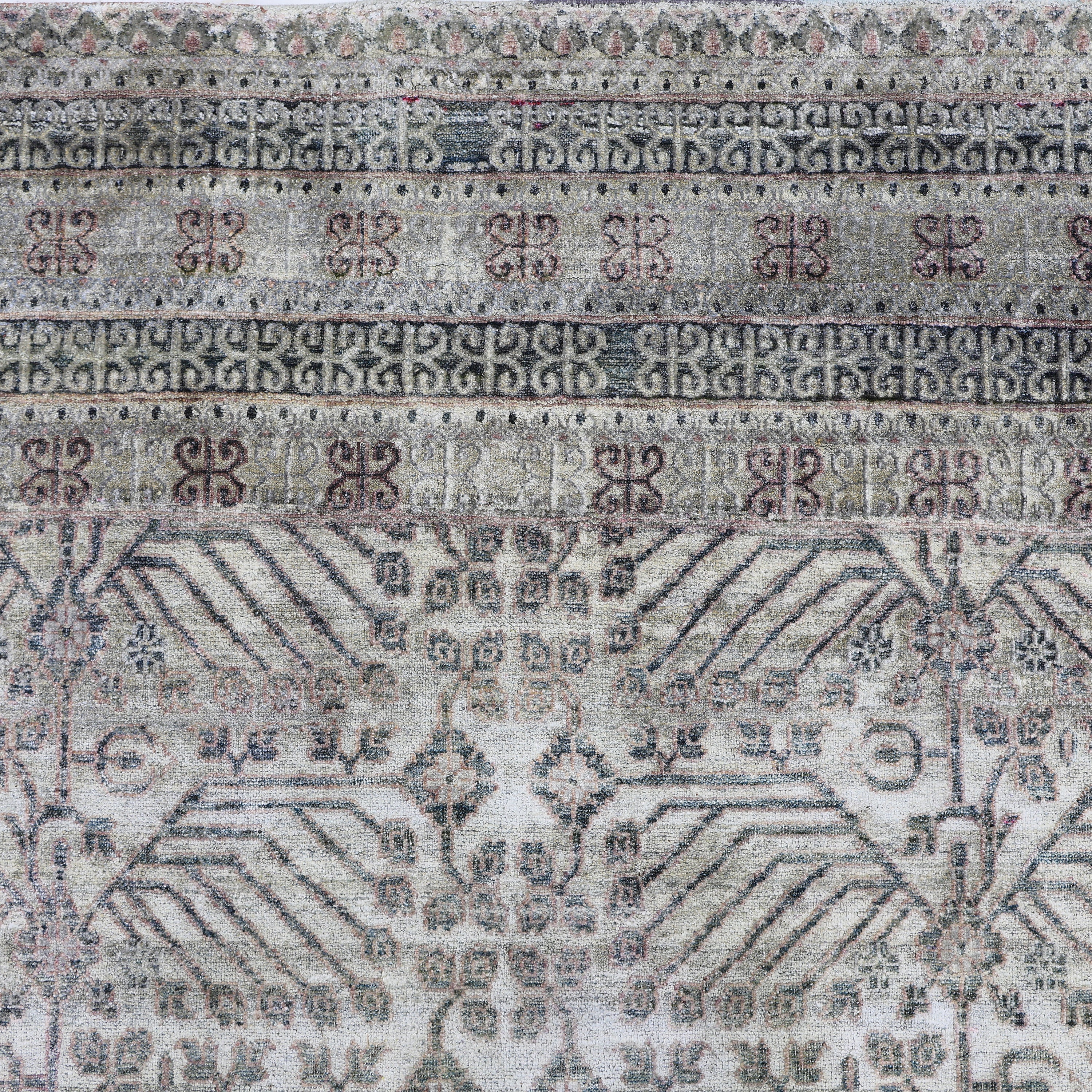 Grey Alchemy Traditional Silk Rug - 8'7" x 11'10"