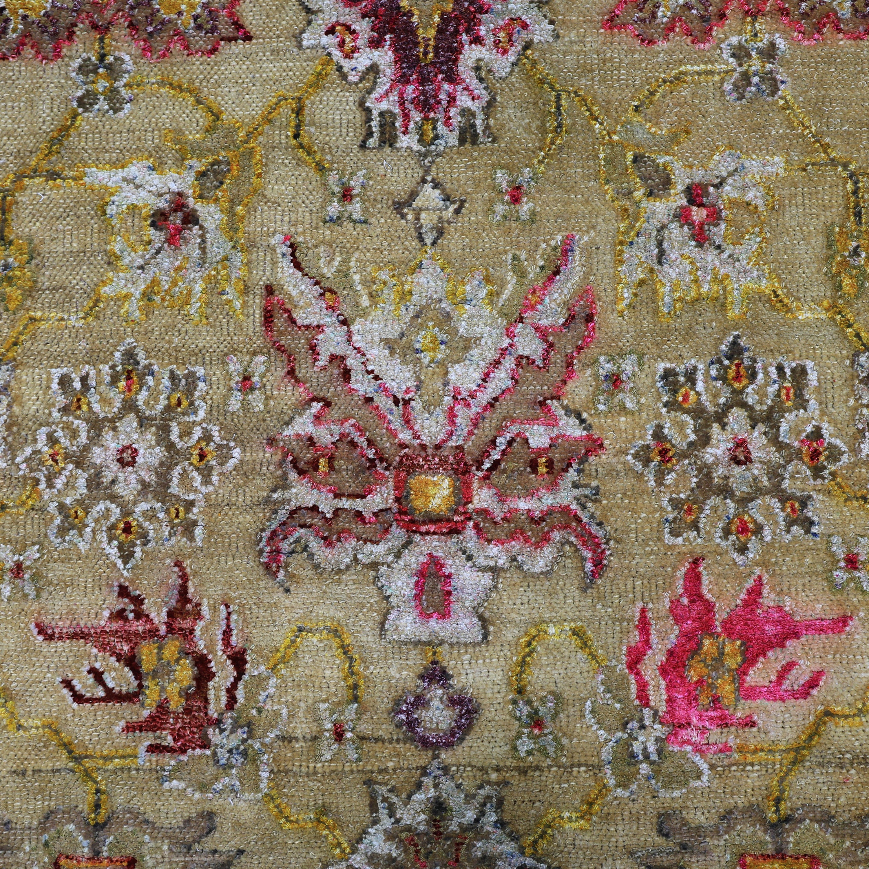 Yellow Alchemy Traditional Wool Rug - 6'11" x 10'8"