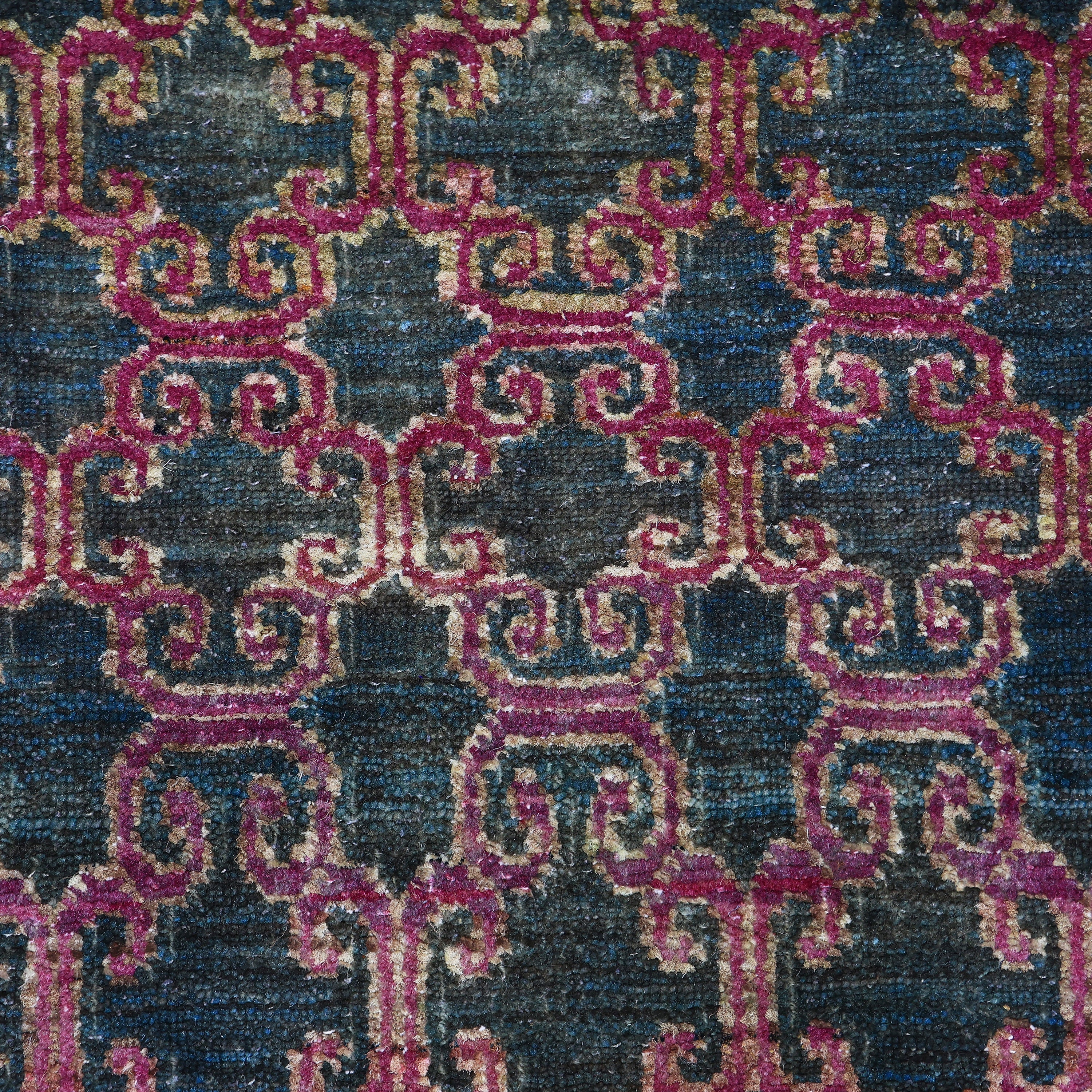 Pink Alchemy Traditional Wool Silk Blend Rug - 8'11" x 12'