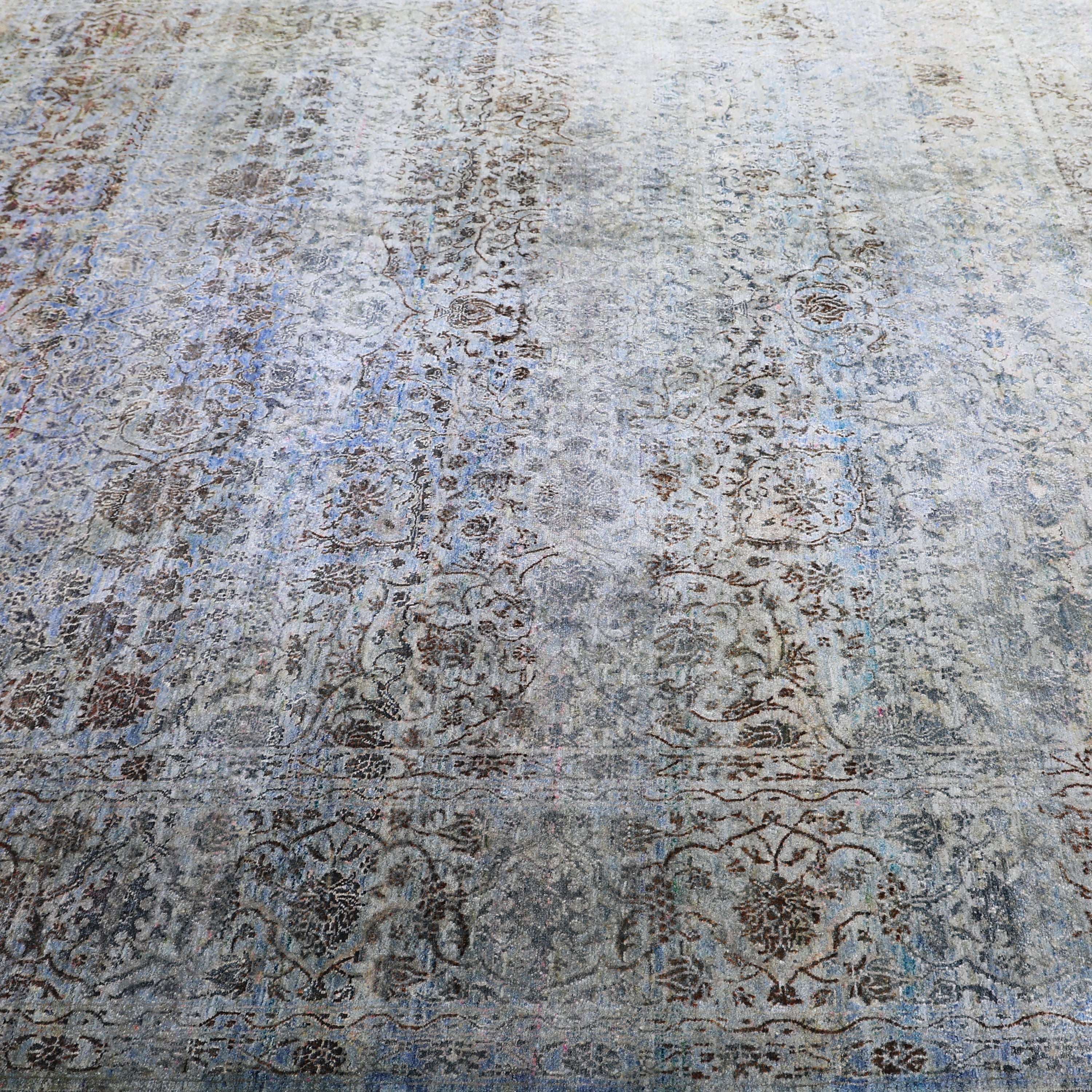 Grey Alchemy Traditional Silk Rug - 8'8" x 11'6"