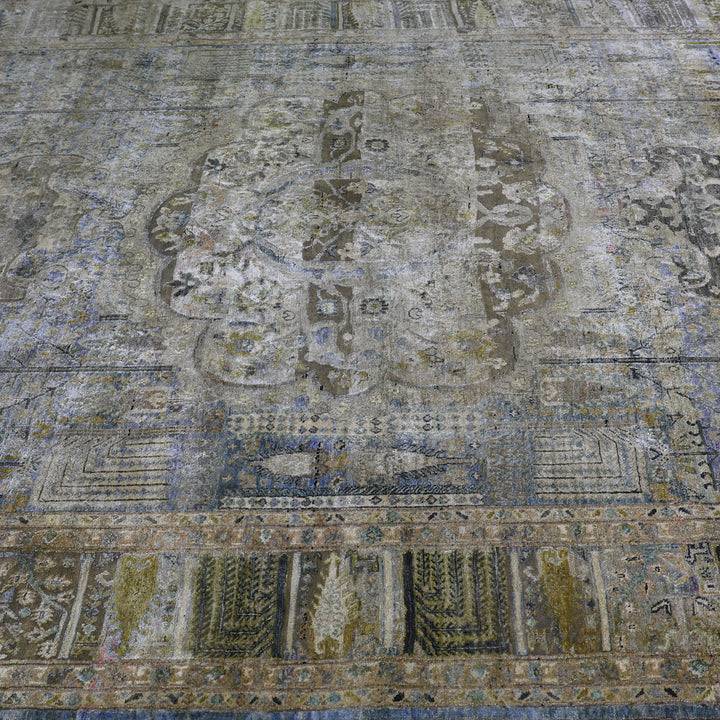Grey Alchemy Traditional Silk Rug - 8'10" x 11'10"